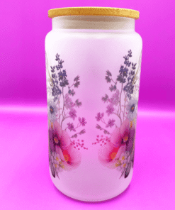 Mom Tumbler with Floral Design. Mom written on the front.